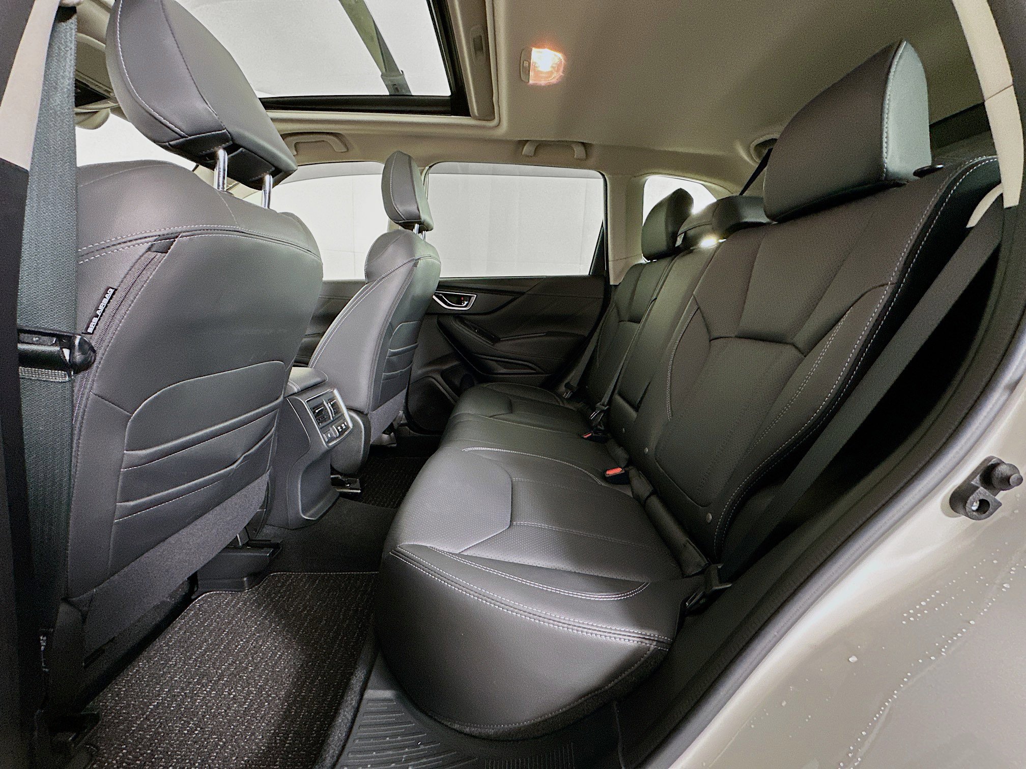 Used 2019 Subaru Forester Touring image 29