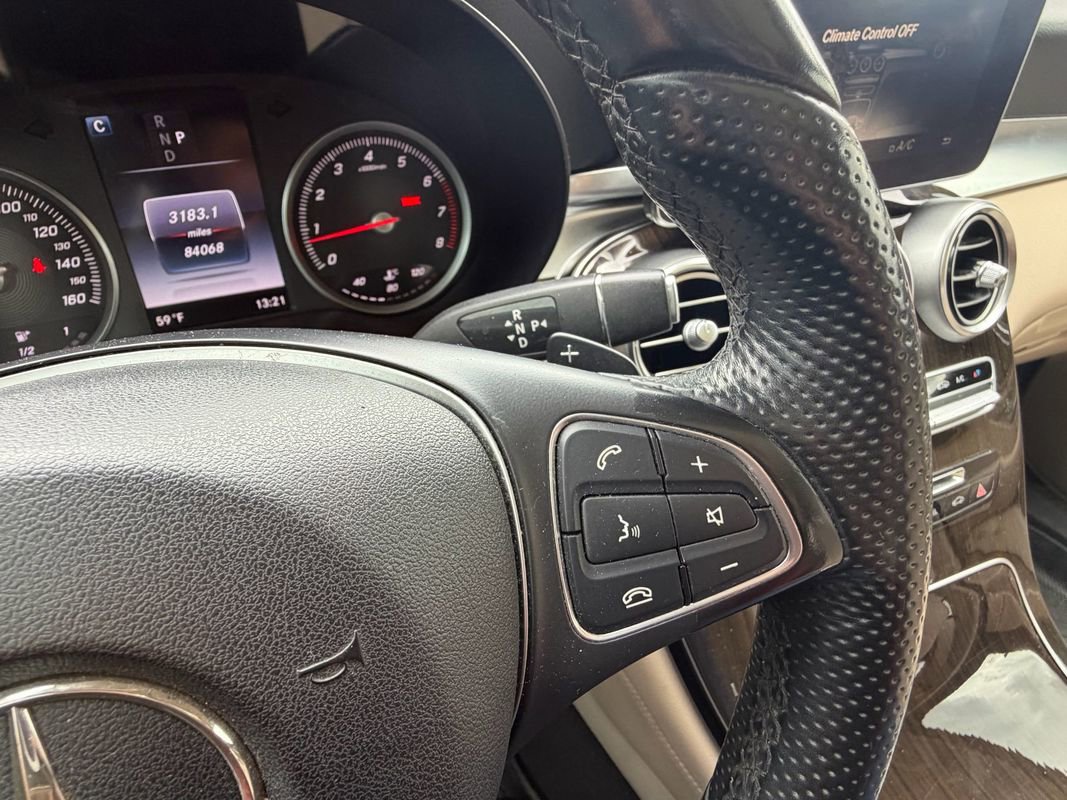Used 2016 Mercedes-Benz GLC 300 4MATIC image 31