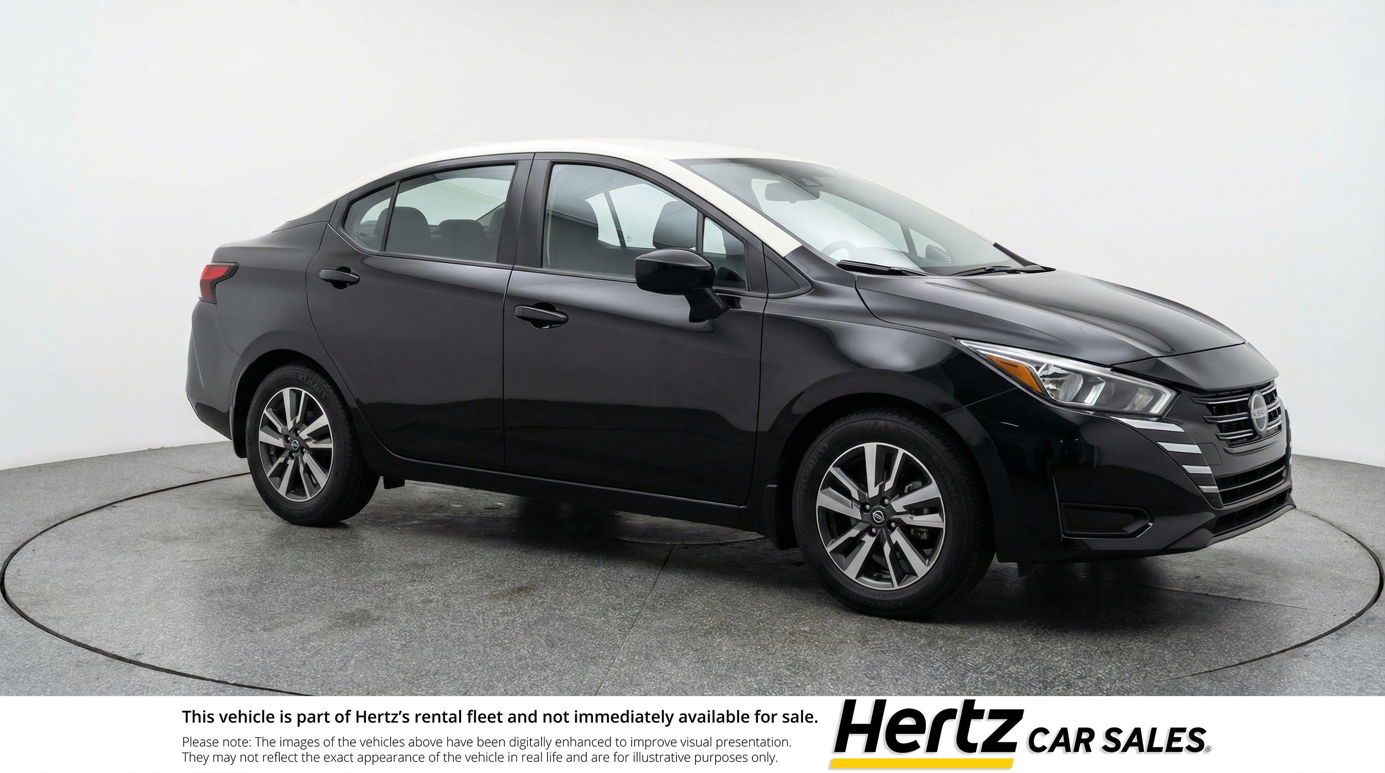 Used 2025 Nissan Versa SV FWD image 1