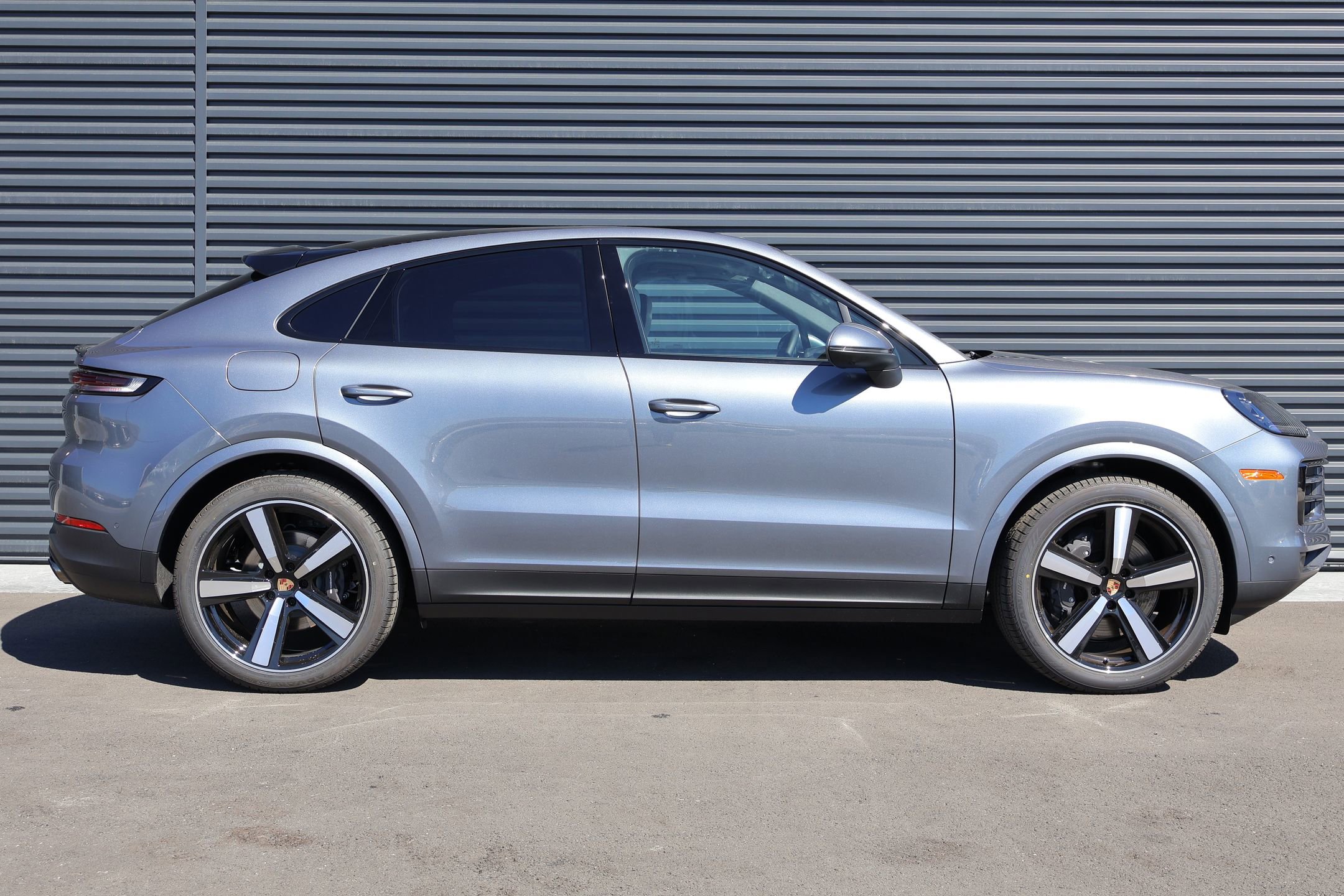 New 2026 Porsche Cayenne Coupe image 8