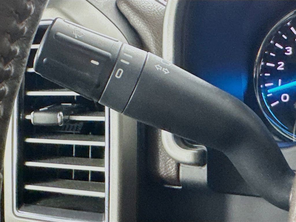 Used 2017 Ford F150 King Ranch image 12