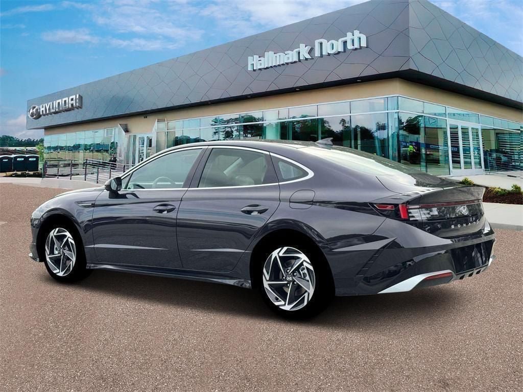 New 2026 Hyundai Sonata SEL FWD image 4
