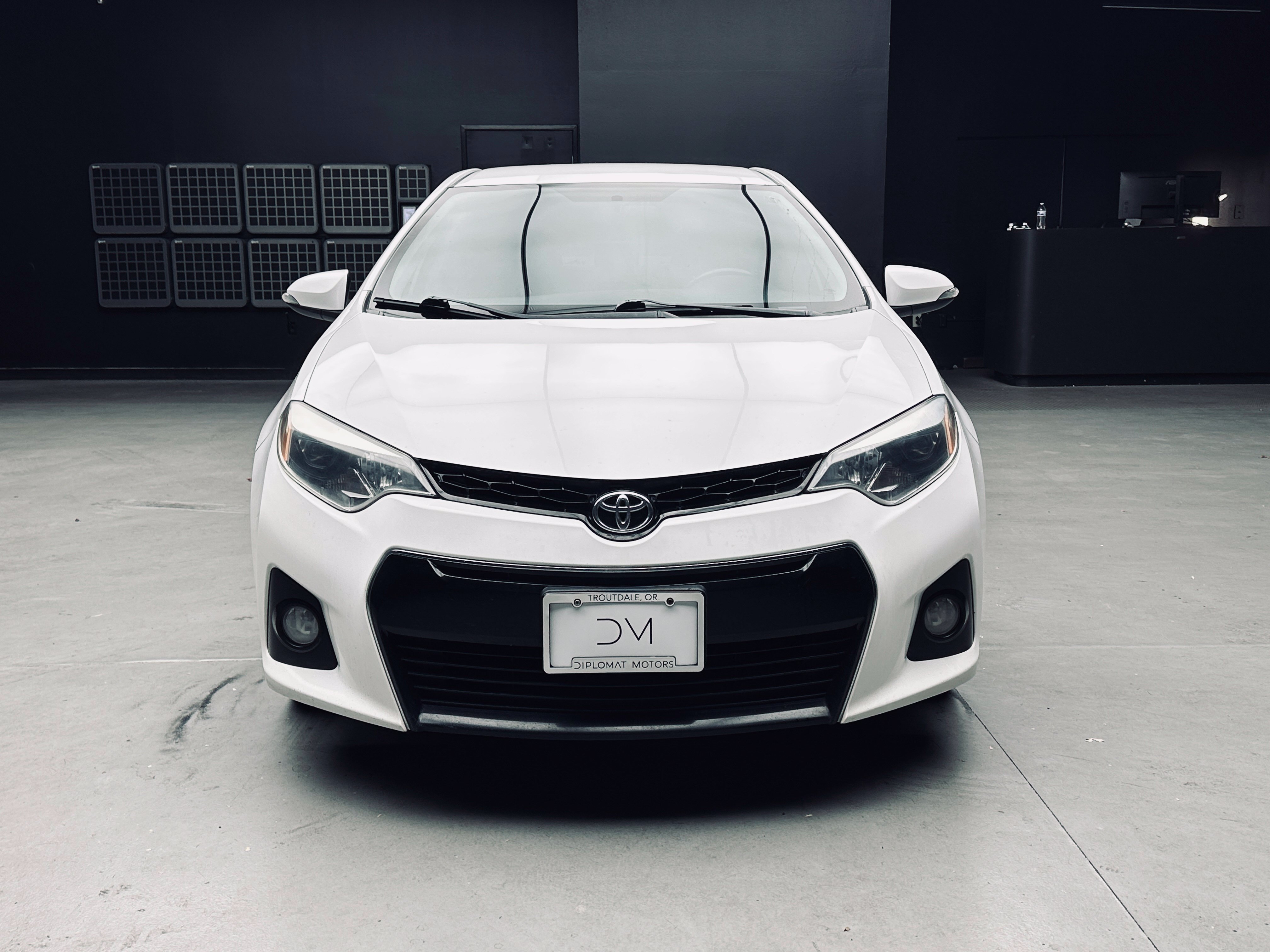 Used 2015 Toyota Corolla S FWD image 11