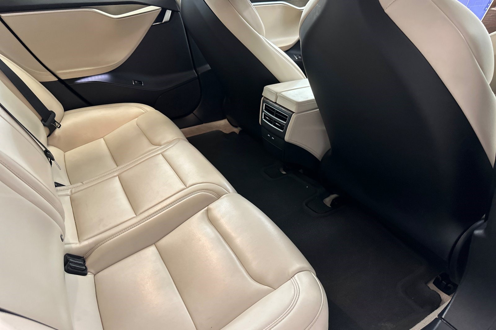 Used 2017 Tesla Model S 75D AWD/4WD image 34