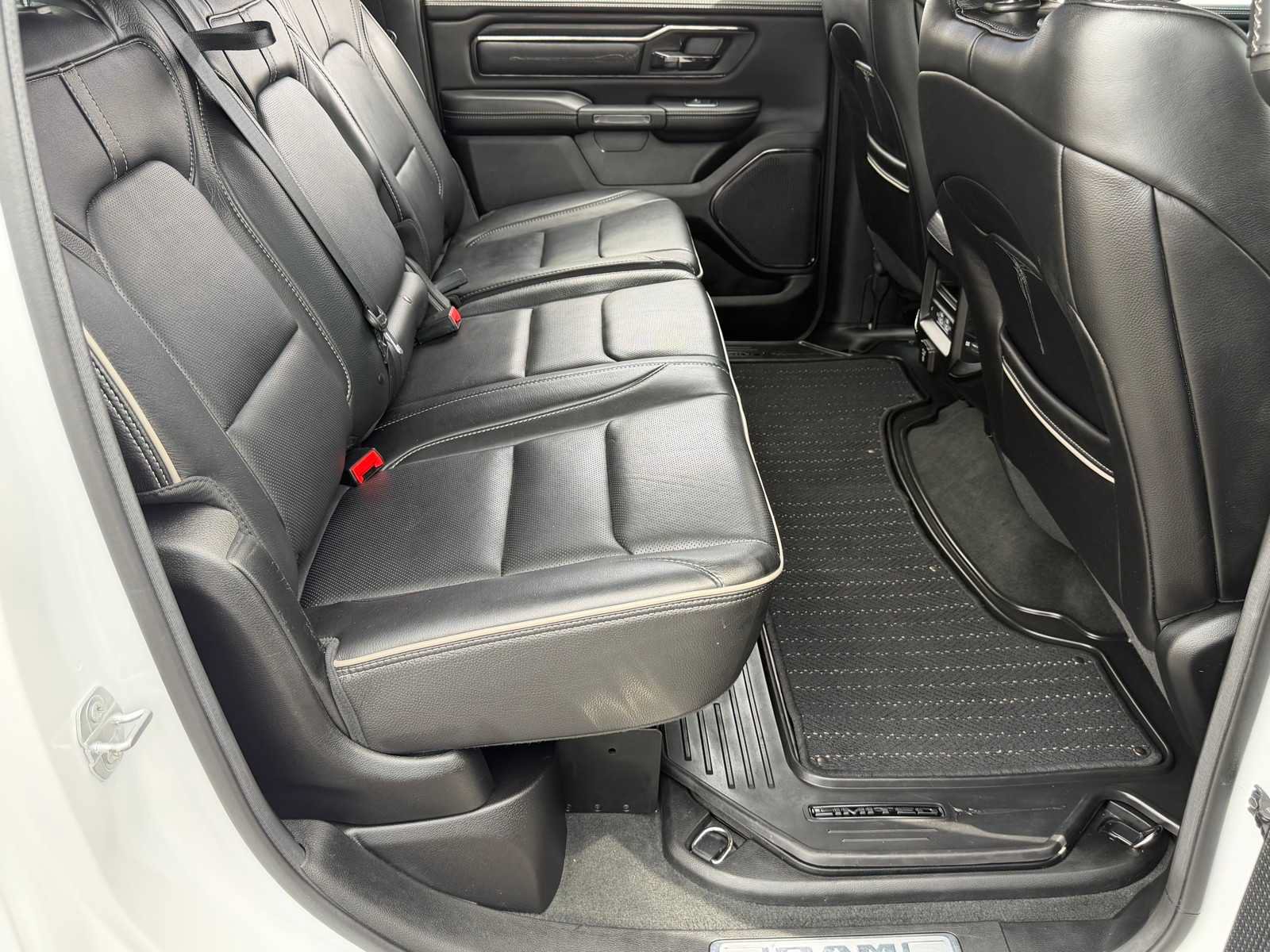 Used 2022 RAM 1500 Limited AWD/4WD image 26