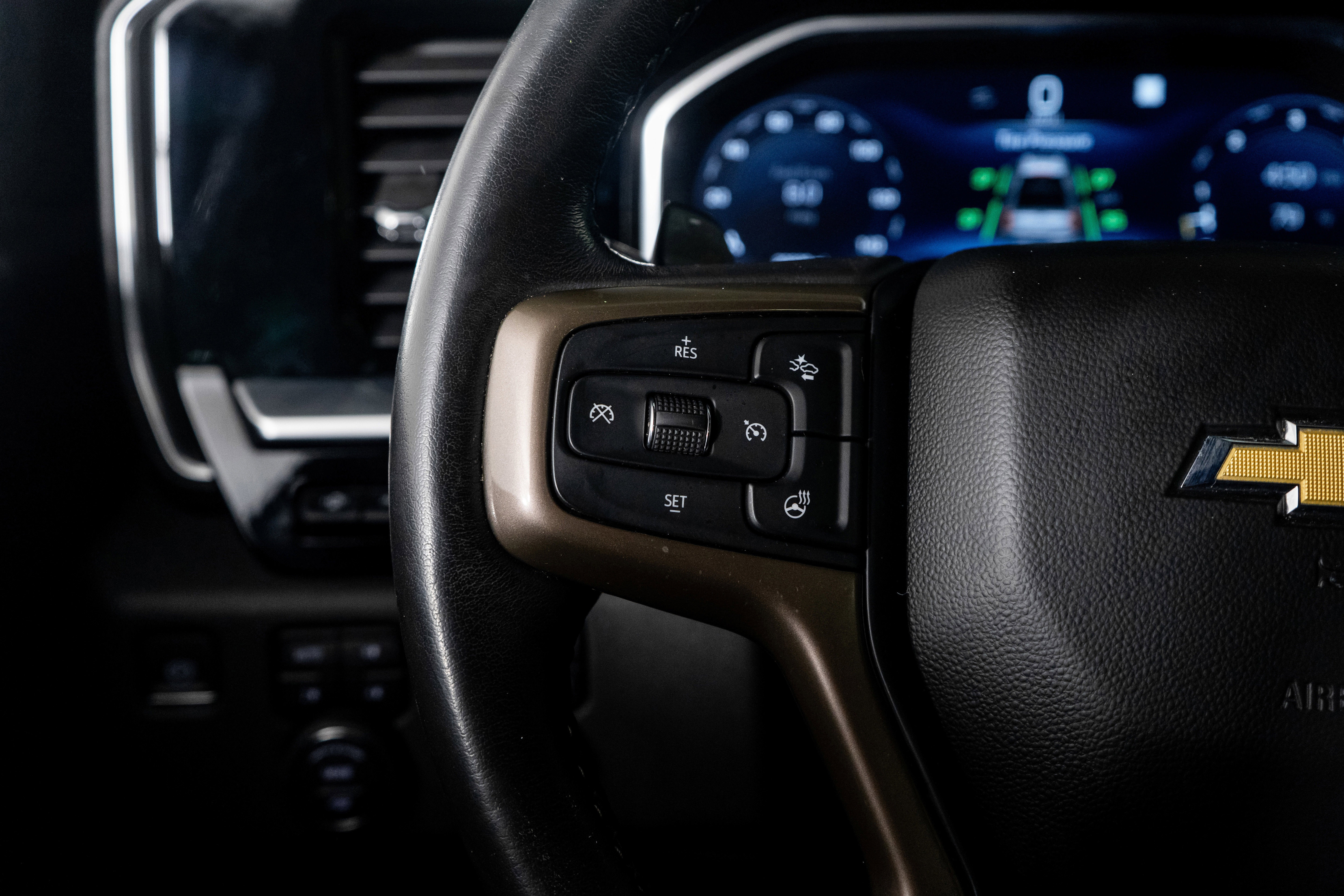 Used 2023 Chevrolet Silverado 1500 High Country w/ Technology Package image 40