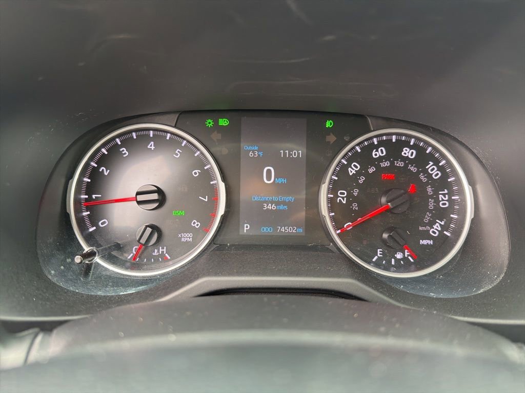 Used 2021 Toyota RAV4 XLE AWD/4WD image 14