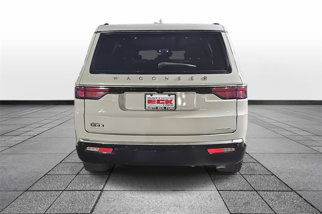 Used 2022 Jeep Wagoneer Series II image 6