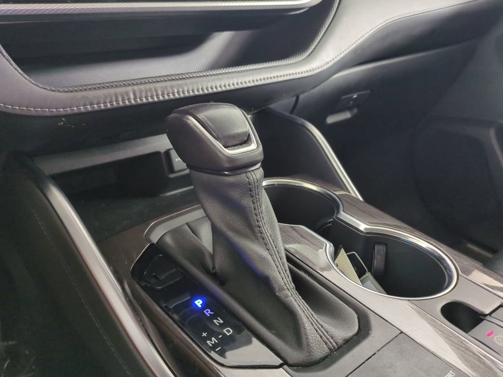 Used 2021 Toyota Highlander Platinum image 23