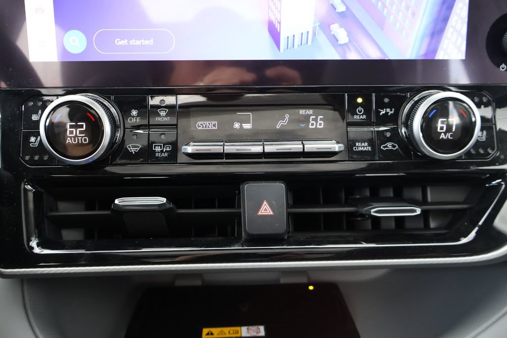 Used 2024 Toyota Highlander Platinum AWD/4WD image 39