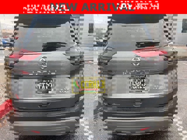 Certified 2021 Nissan Rogue SV image 5