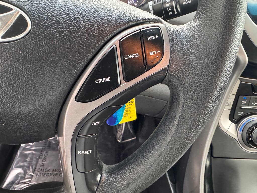 Used 2013 Hyundai Elantra GLS image 22