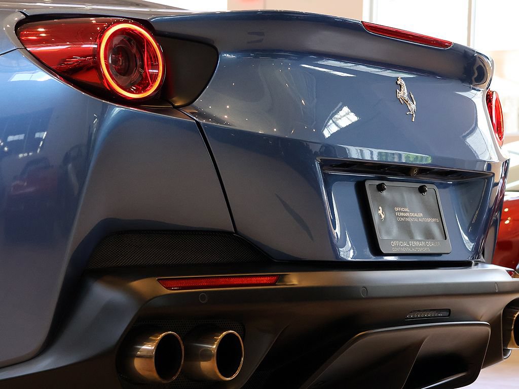 Certified 2020 Ferrari Portofino RWD image 71