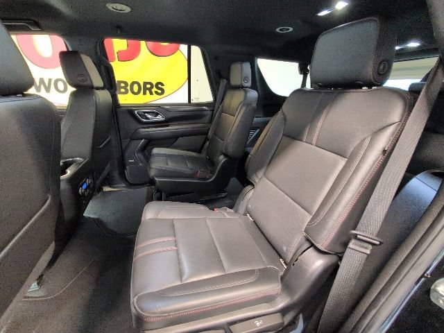 Used 2022 Chevrolet Tahoe RST w/ Luxury Package AWD/4WD image 30