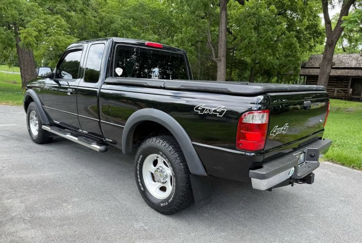 Used 2002 Ford Ranger XLT AWD/4WD image 9