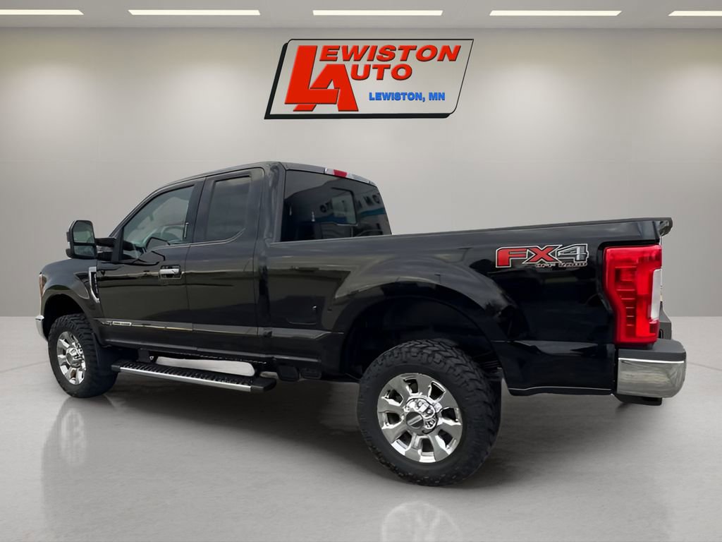 Used 2017 Ford F350 Lariat w/ Chrome Package image 6