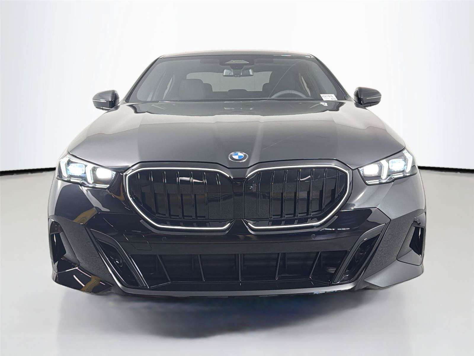 New 2027 BMW 530i w/ M Sport Package RWD image 3