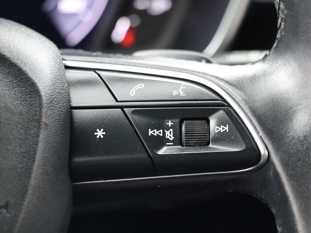 Used 2021 Audi Q3 2.0T Premium Plus w/ Premium Plus Package image 19