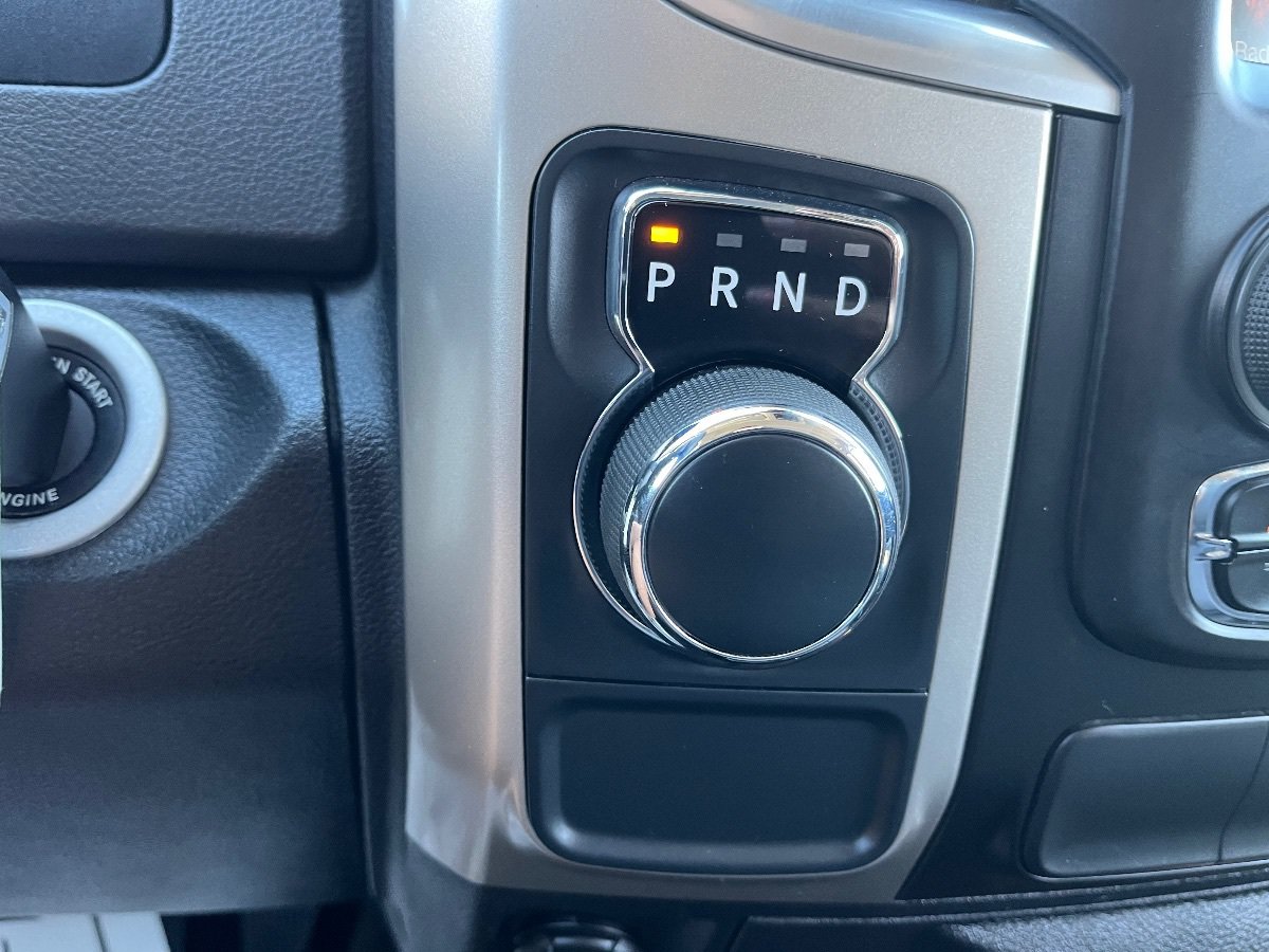 Used 2015 RAM 1500 Big Horn RWD image 16
