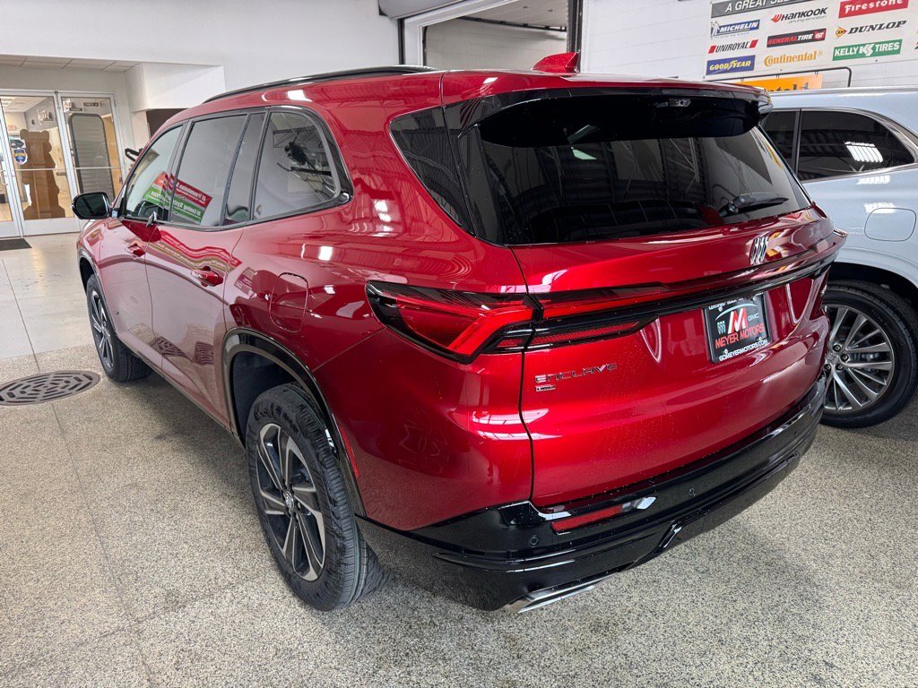 New 2026 Buick Enclave Sport Touring w/ Power Package image 7