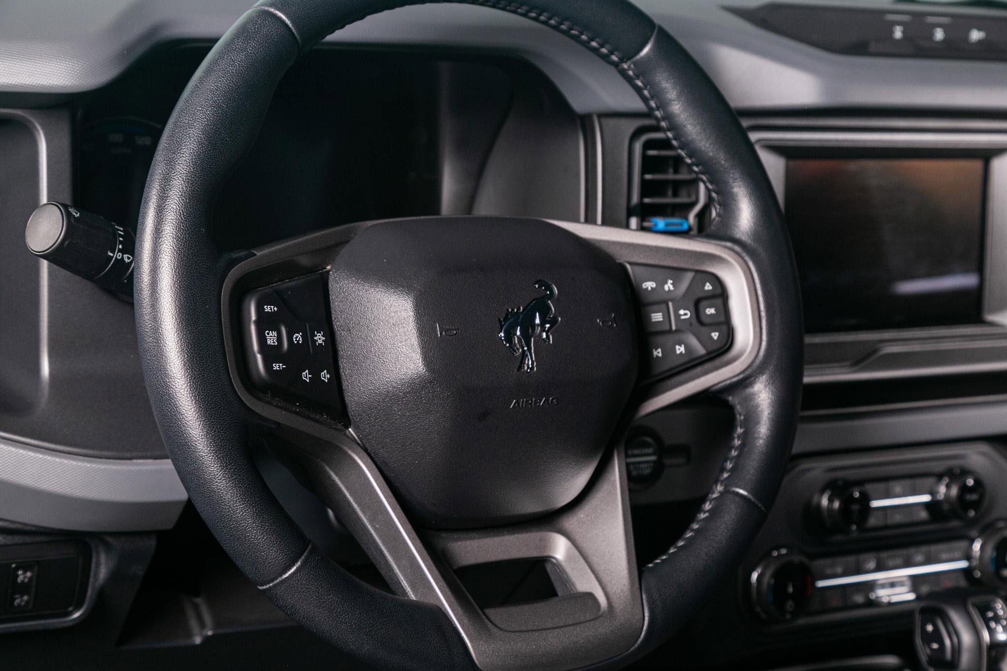 Used 2022 Ford Bronco Black Diamond image 32