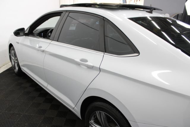 Used 2019 Volkswagen Jetta R-Line w/ R-Line Cold Weather Package FWD image 11