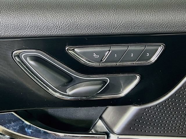 Used 2025 Lincoln Corsair FWD image 13