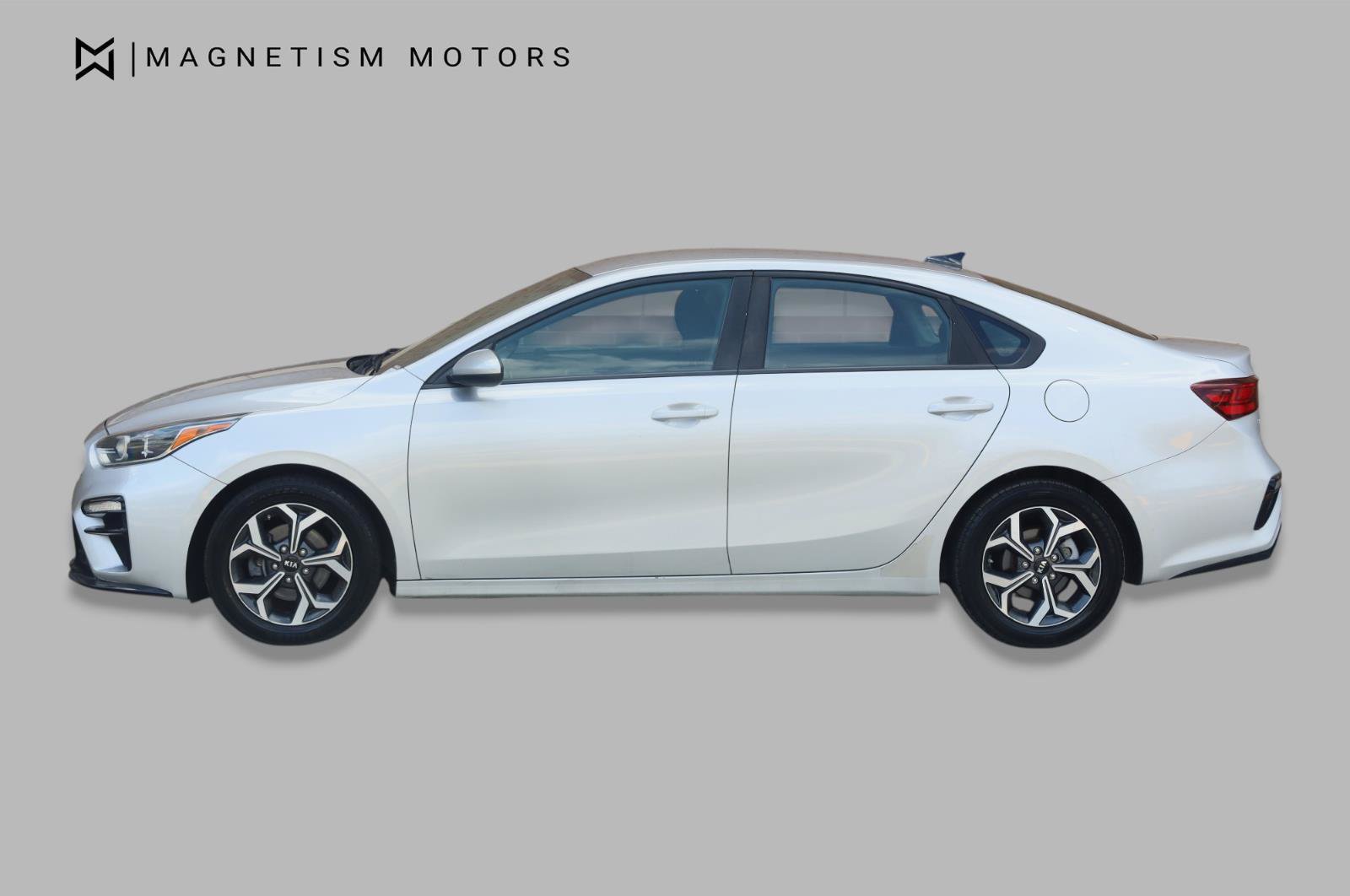 Used 2019 Kia Forte LXS FWD image 2