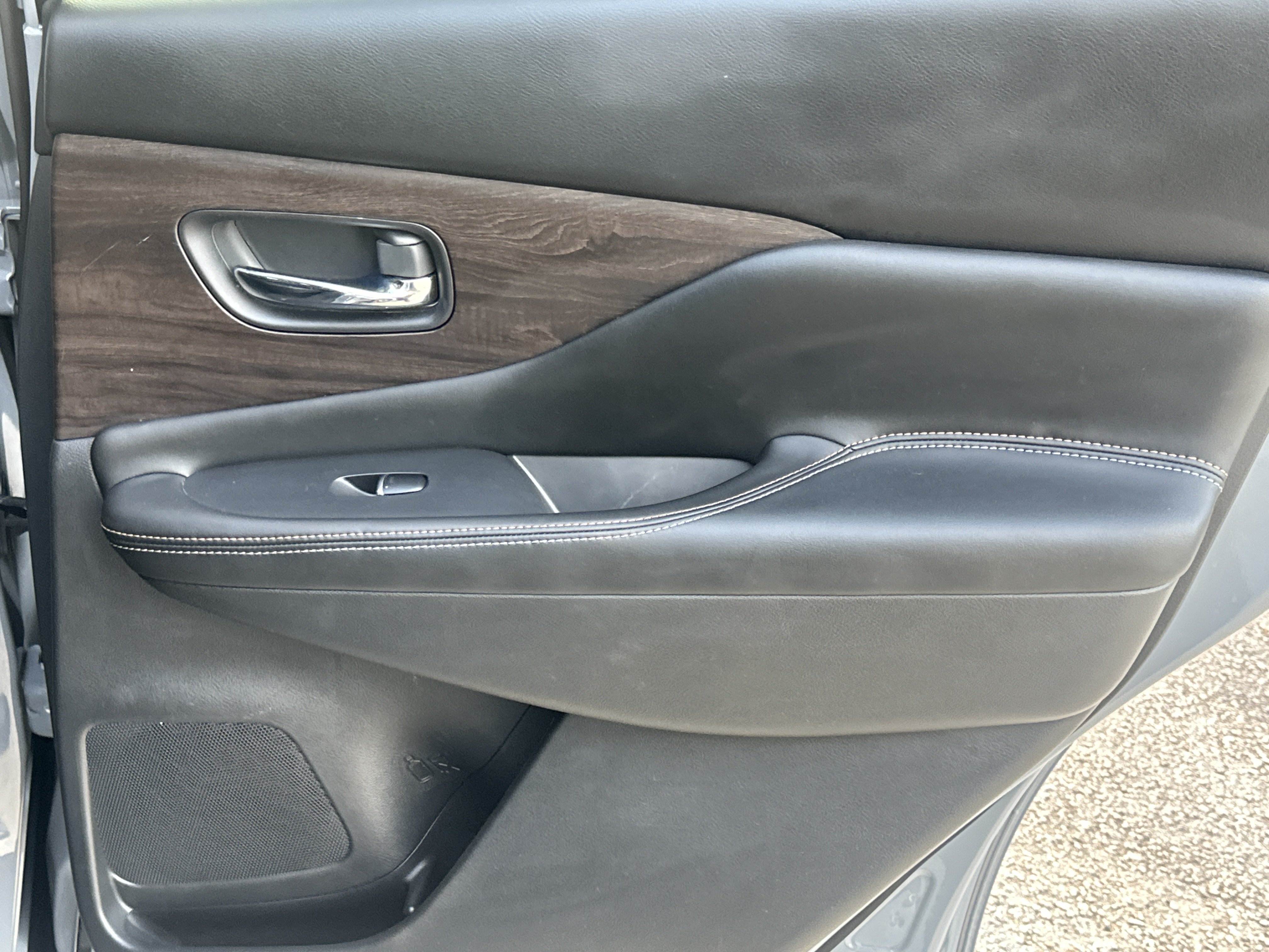 Used 2023 Nissan Murano Platinum w/ Cargo Package FWD image 16