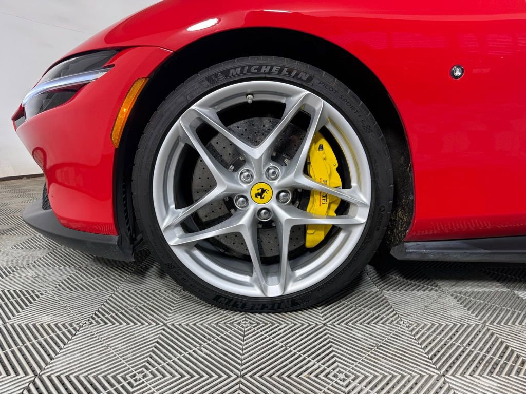 Used 2021 Ferrari Roma image 11