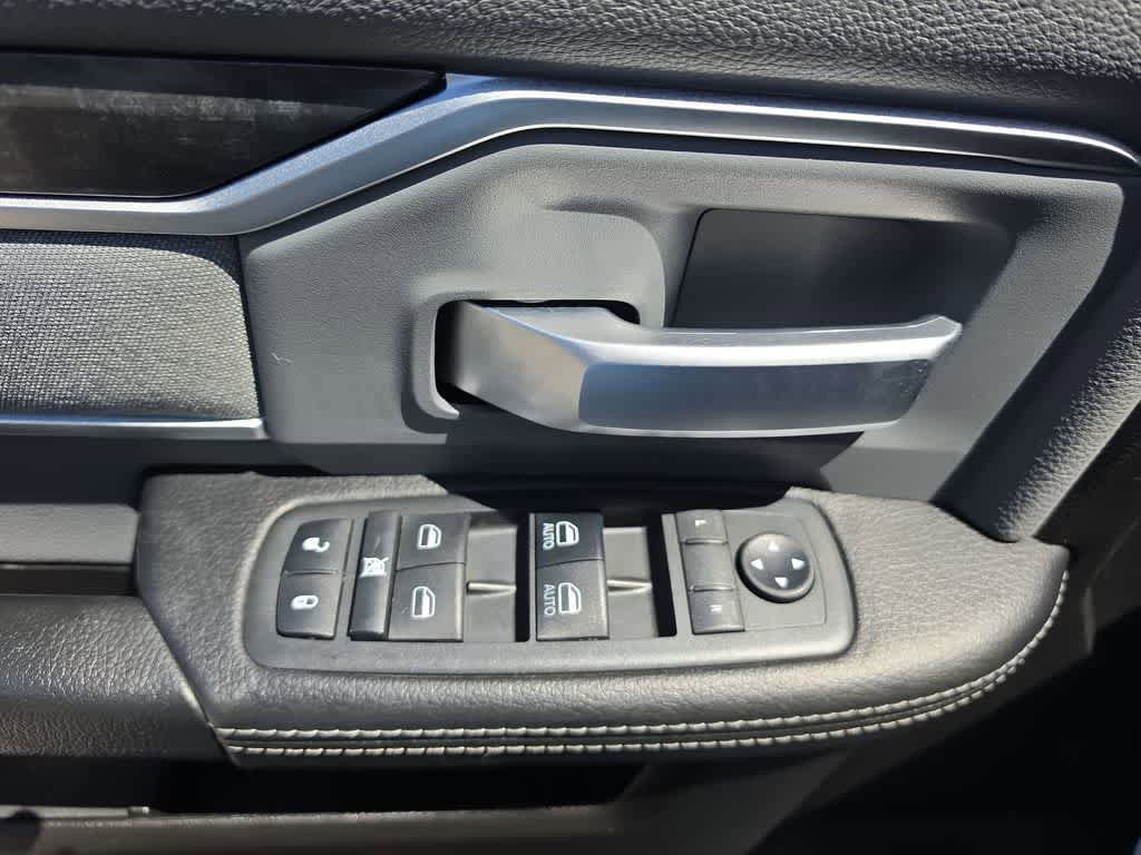Used 2019 RAM 3500 Big Horn AWD/4WD image 13