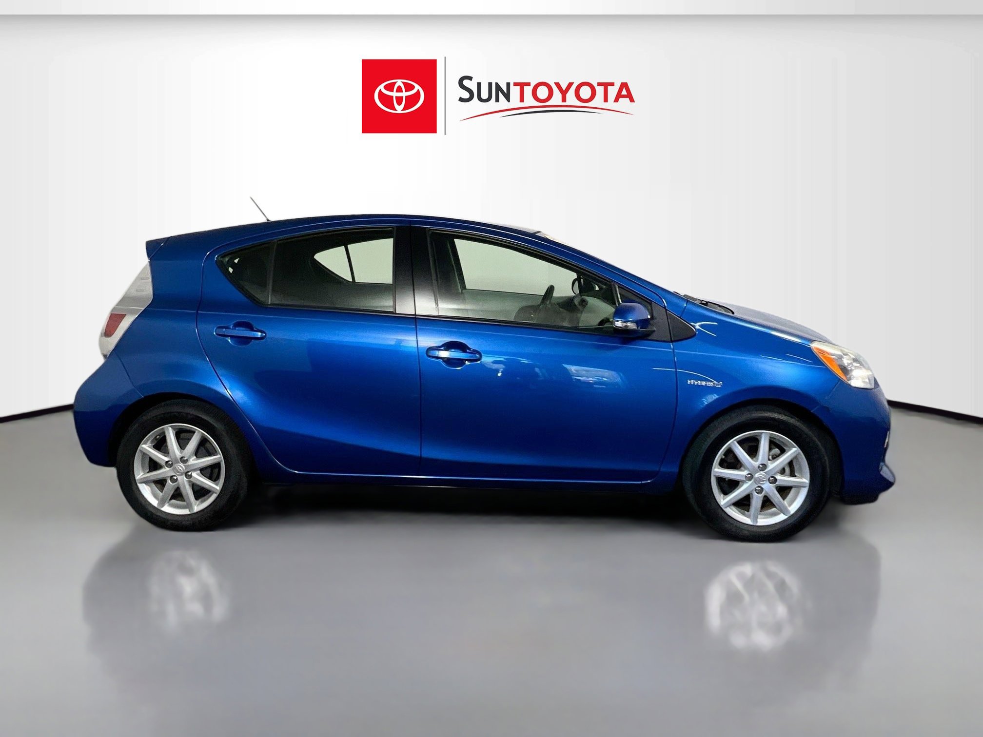 Used 2012 Toyota Prius C Three FWD image 2