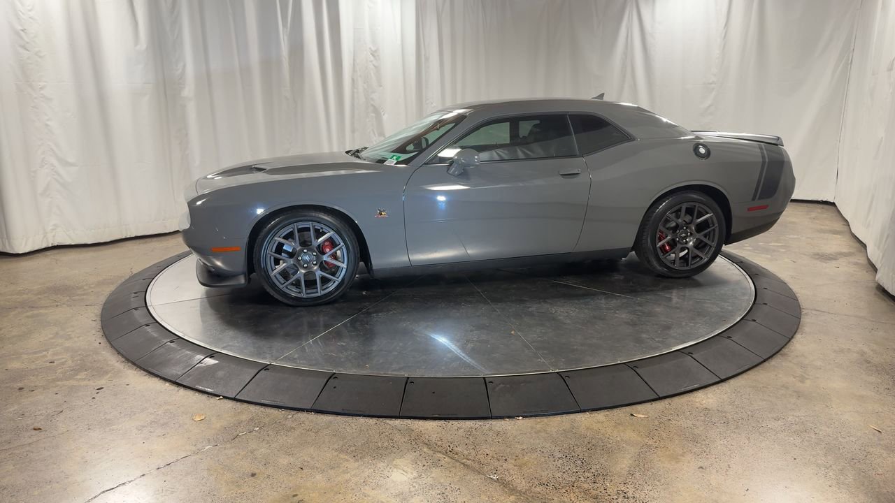 Used 2017 Dodge Challenger R/T Scat Pack w/ Leather Interior Group image 6