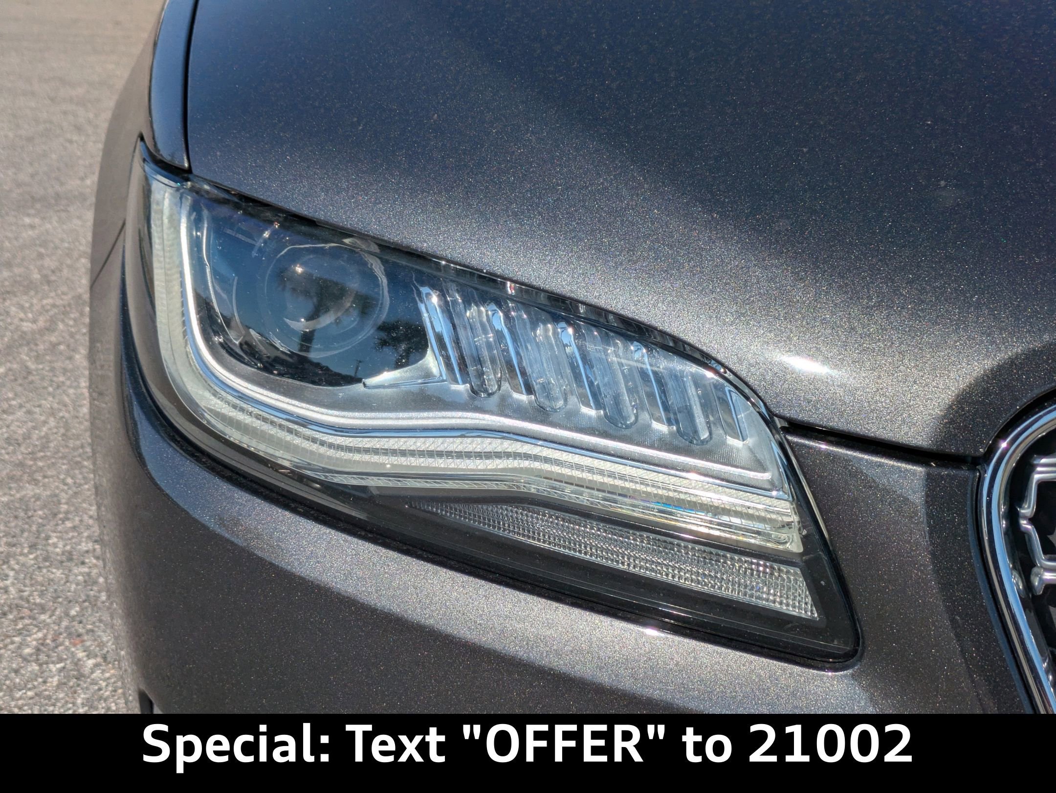 Used 2017 Lincoln MKZ Reserve image 10