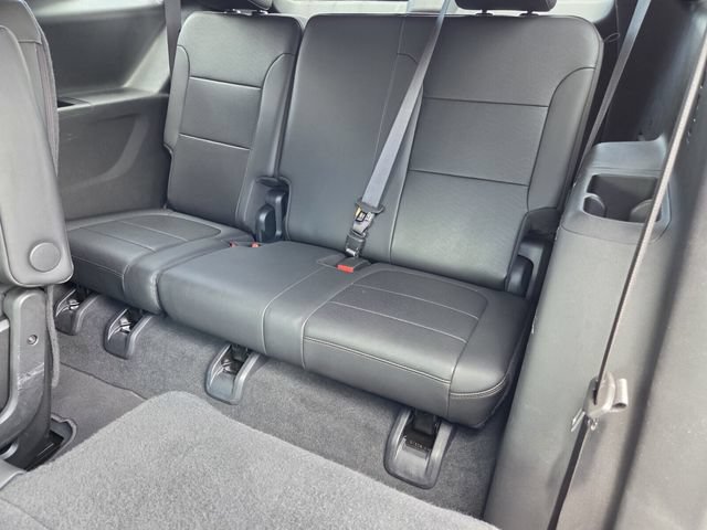 Certified 2023 Chevrolet Traverse High Country FWD image 12