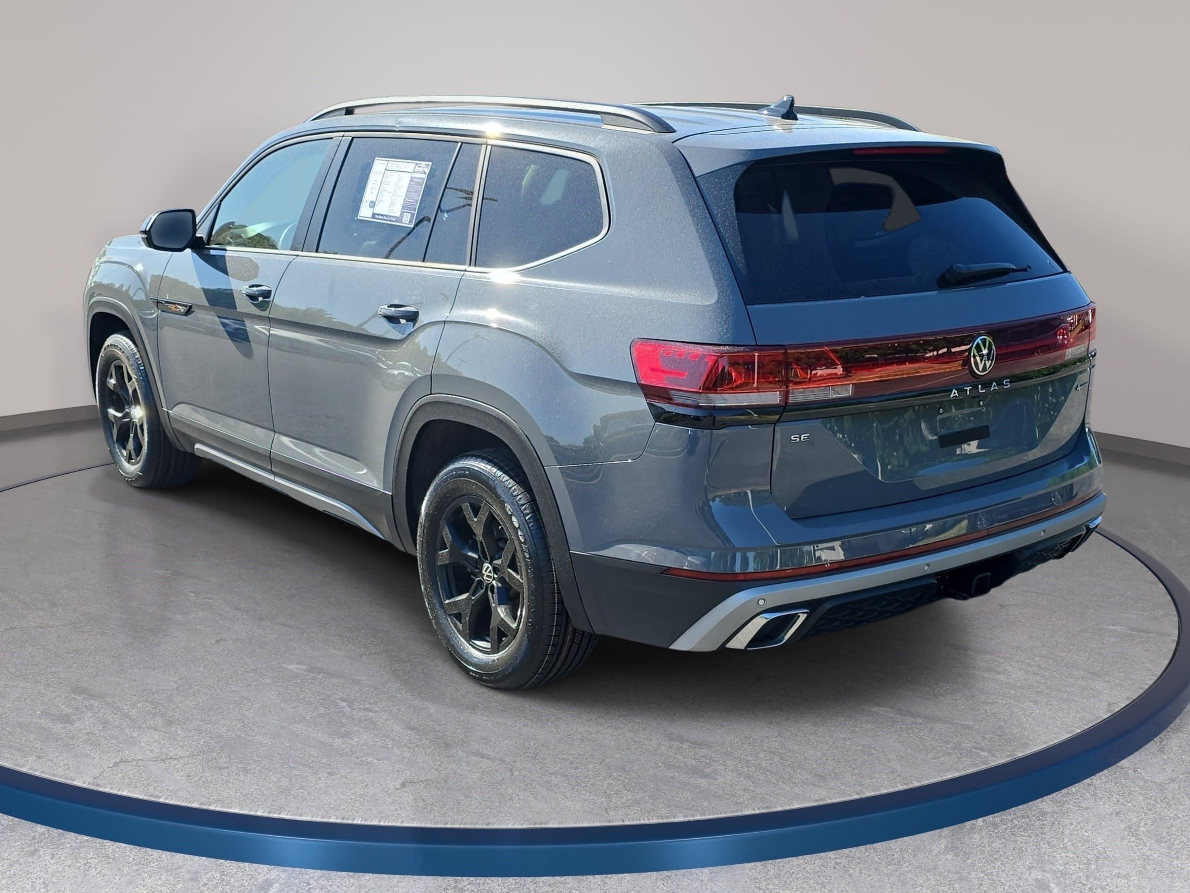 Used 2024 Volkswagen Atlas Peak Edition SE AWD/4WD image 6