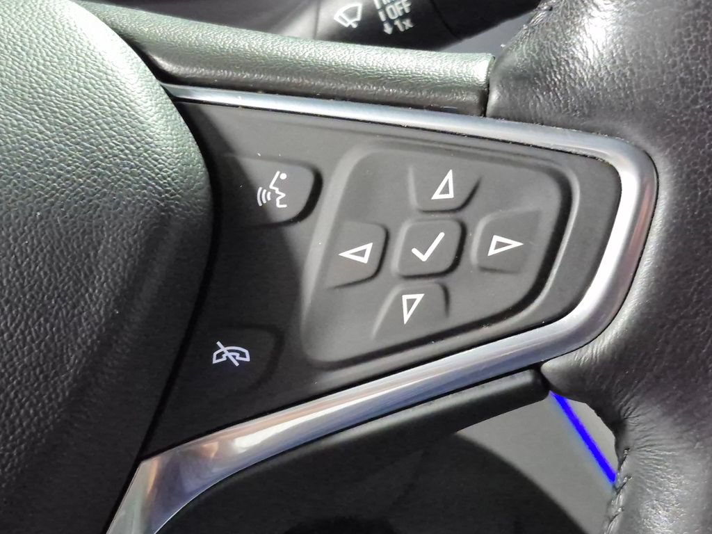 Used 2018 Chevrolet Bolt Premier w/ Driver Confidence II Package FWD image 13