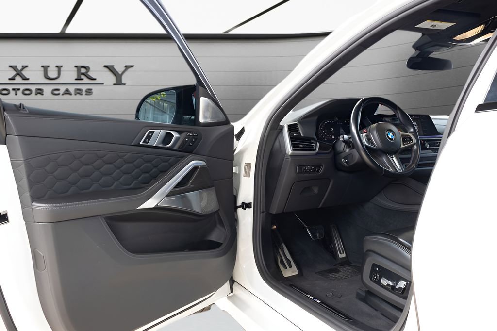 Used 2021 BMW X6 M w/ Competition Package image 34
