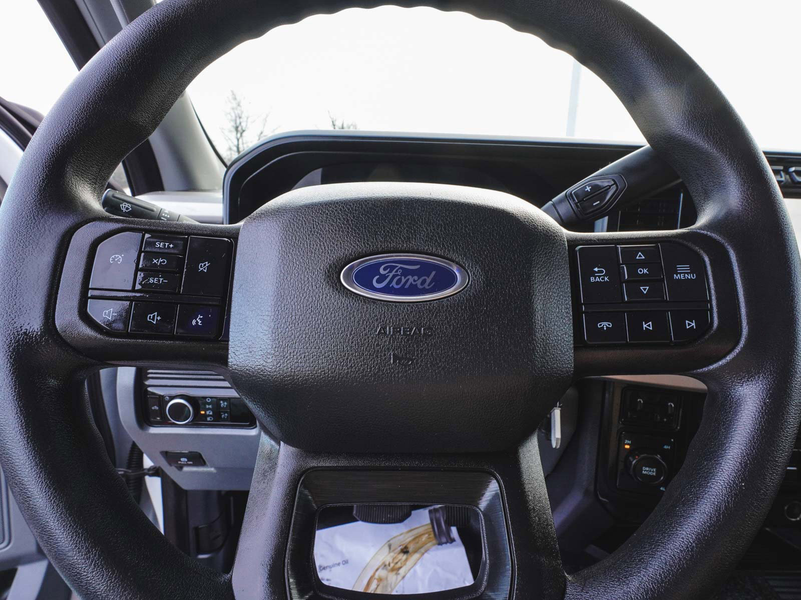 Used 2024 Ford F350 XL w/ Snow Plow/Camper Package image 29