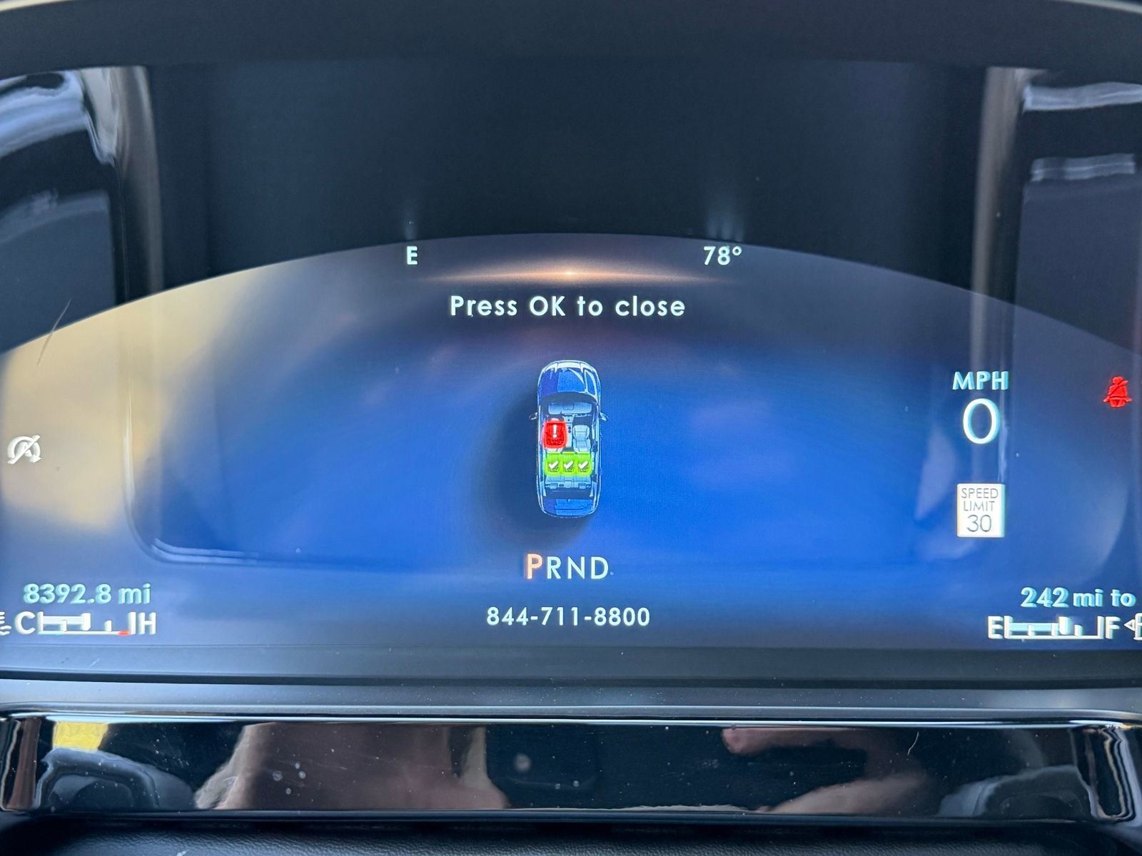 Used 2025 Lincoln Corsair Reserve image 27