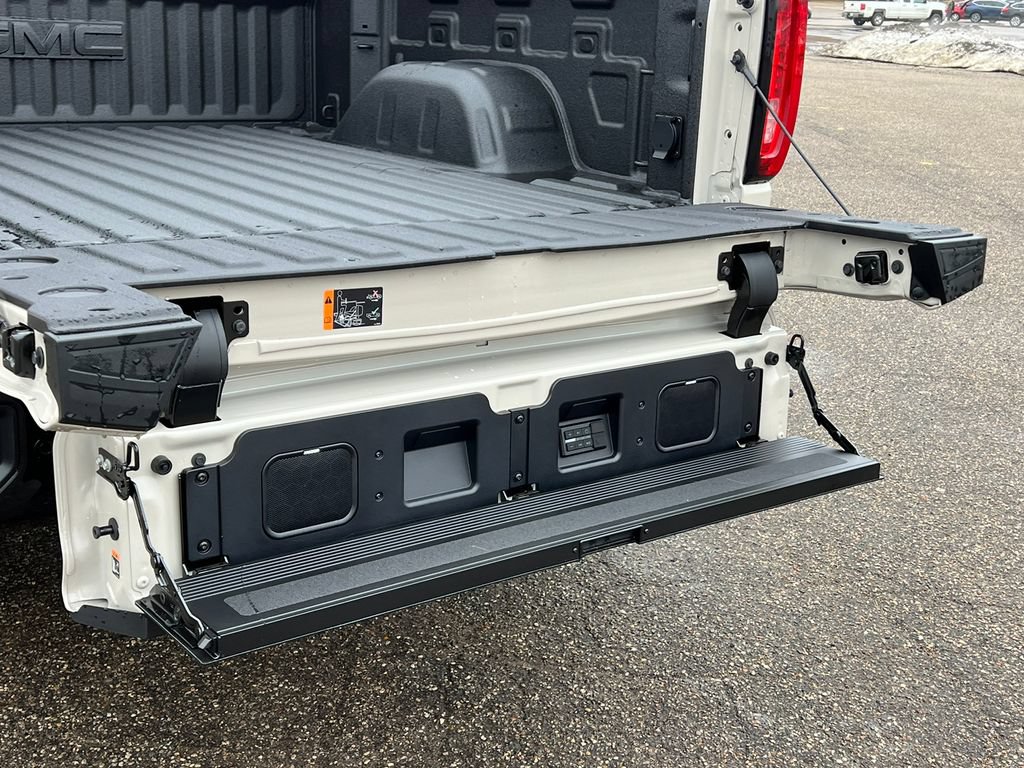 New 2026 GMC Sierra 1500 AT4X AWD/4WD image 13