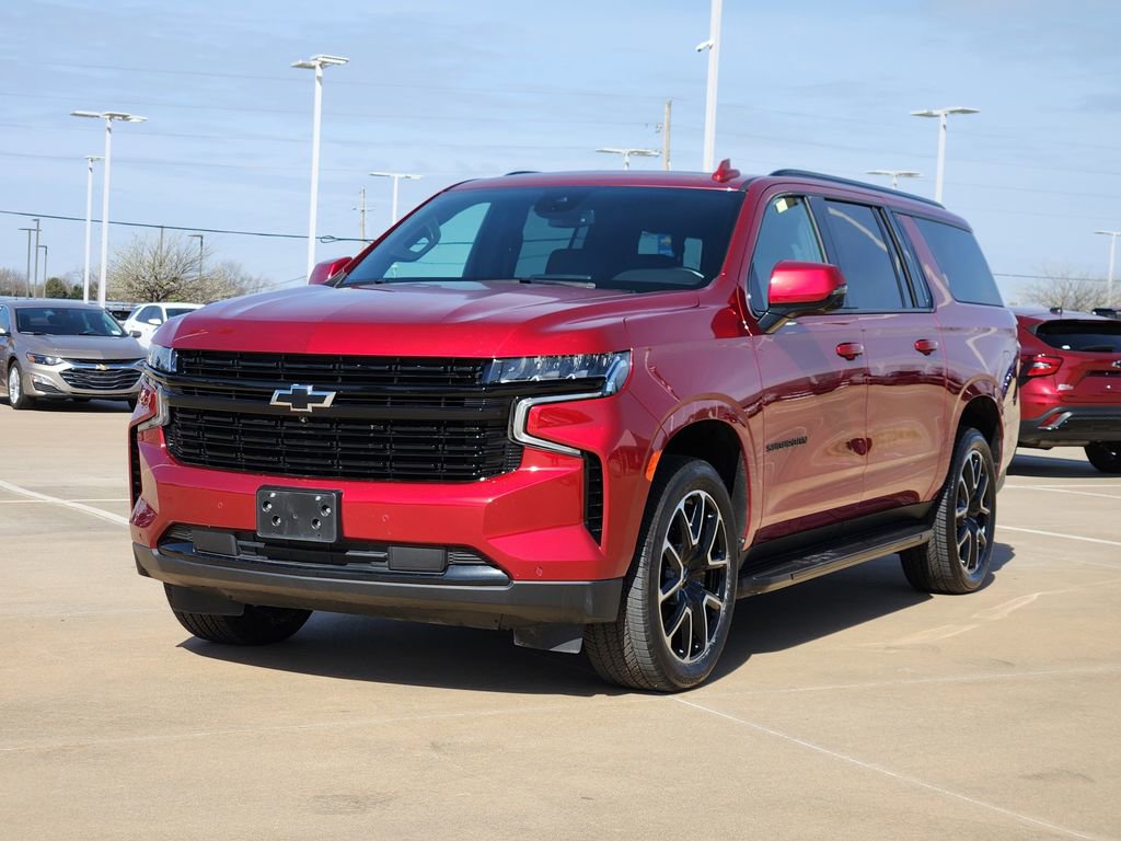 Used 2024 Chevrolet Suburban RST w/ Luxury Package image 4