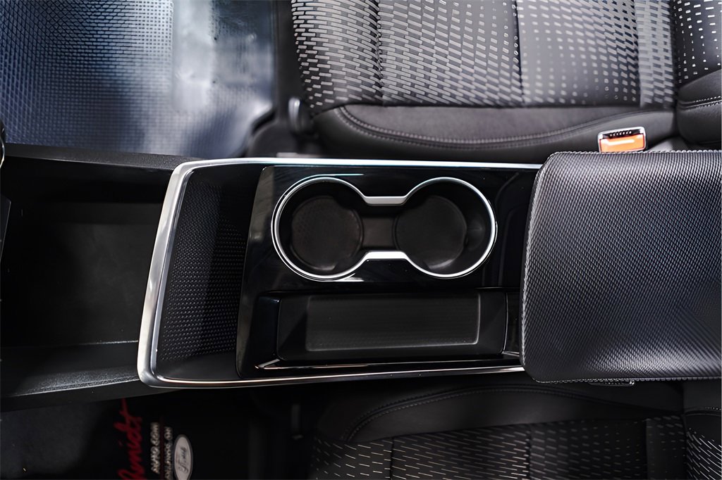 Used 2025 Chevrolet Equinox LT image 18