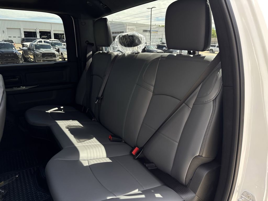 New 2026 RAM 3500 Tradesman w/ Chrome Appearance Group A AWD/4WD image 25