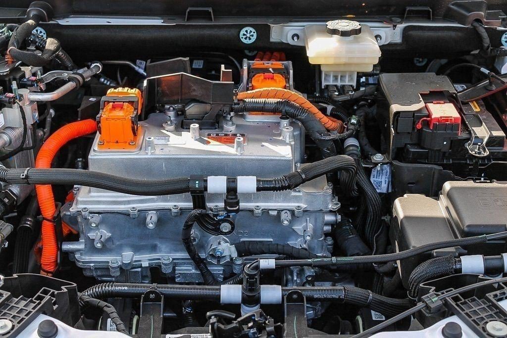 Certified 2025 Cadillac Optiq Sport 1 AWD/4WD image 24