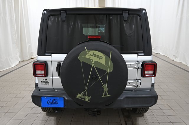 Used 2023 Jeep Wrangler Freedom Edition image 11