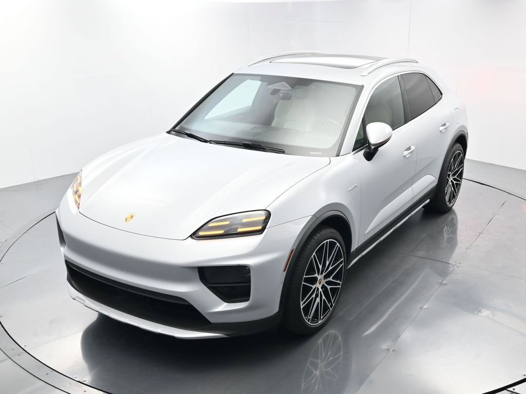 Certified 2024 Porsche Macan 4 Electric image 30