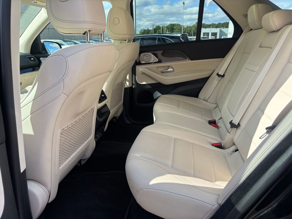 Certified 2024 Mercedes-Benz GLE 450e 4MATIC image 11