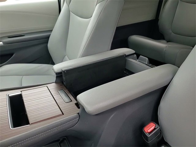 Certified 2023 Toyota Sienna XLE image 20