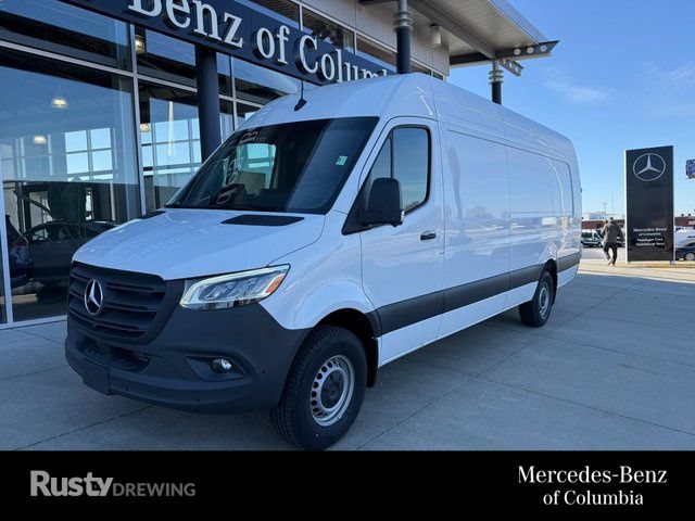 New 2025 Mercedes-Benz Sprinter 2500 image 1